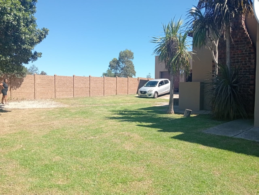 3 Bedroom Property for Sale in Wavecrest Eastern Cape